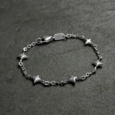 UrbanVault Star Bracelet